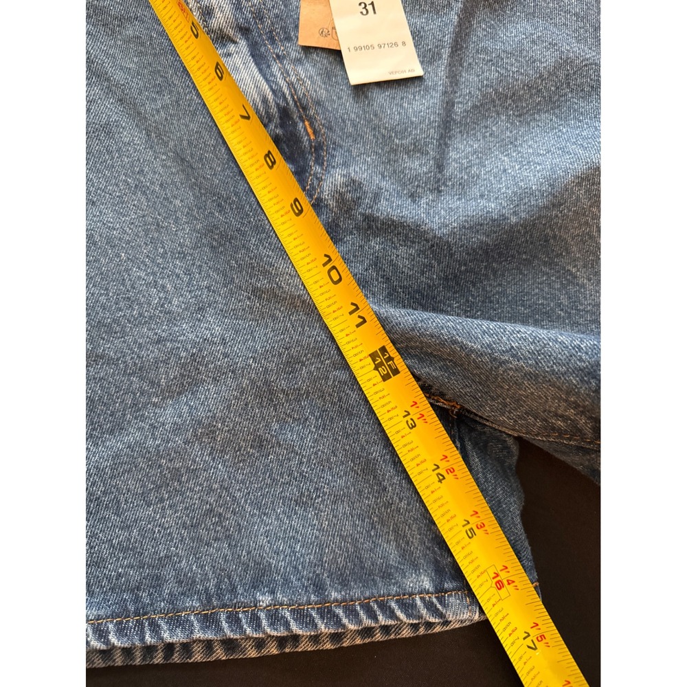 Levi's High Waisted Mom Shorts Medium Wash Denim Blue Size 31 12 A19650045 NEW - Picture 14 of 14